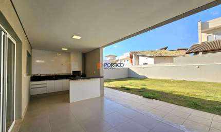 Casa 4 suítes excelente quintal em condomínio na cidade de Paulínia