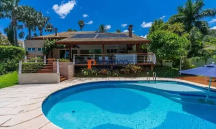 Casa de alto padrão 4 suítes-piscina à venda - condomínio em Valinhos