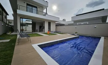 Sobrado novo com piscina à venda em condomínio Paulínia/SP