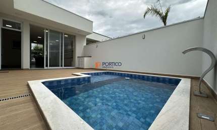 Casa térrea é nova a venda no Royal Garden em Paulínia