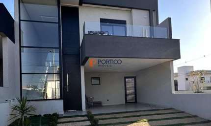 Sobrado no Condomínio Terras Da Estância, com 3 suítes. à venda.