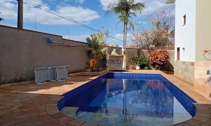 Sobrado à Venda de 300m² no Jardim Europa - Paulínia