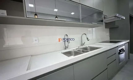 Casa térrea com 3 suítes à venda no Residencial Lírios em Paulínia!
