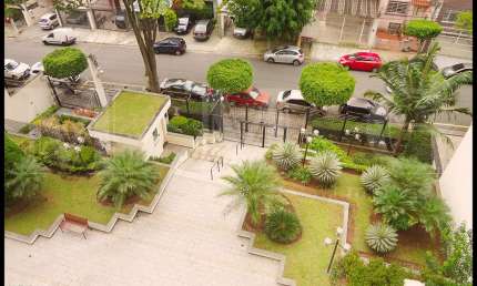Lindo Apartamento de 210 m² 3 Dormitórios 3 Suite 4 Vagas em Moema