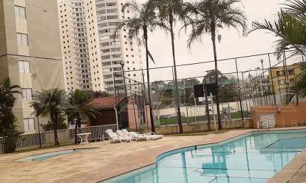 Apartamento de 65m² com 3 dormitórios e 1 vaga próximo à Av. do Estado