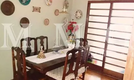 Sobrado, 2 dormitórios, 2 salas, garagem, 3 banheiros, terraço