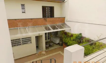 Sobrado de 260m² com 3 dormitórios e 5 vagas no planalto paulista