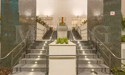 Sala comercial de 39m² com 1 vaga e ar-condicionado em frente ao Aeroporto de Congonhas