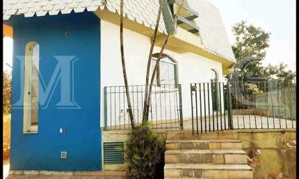 Lindo sobrado com 3 suítes e 2 vagas de garagem no Planalto Paulista