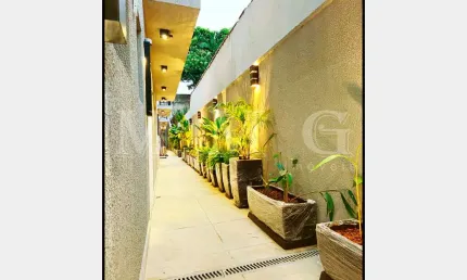 Aclimação Sobrado em vila  em Condomínio Fechado 2 suites,95 m² 1 gar.