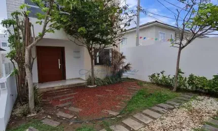 Casa no foz do joanes 4/4 em buraquinho  -  lauro de freitas