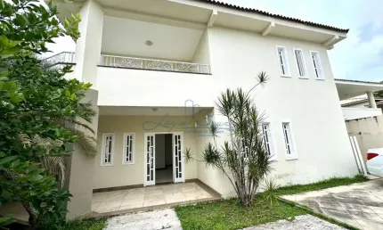Casa em condominio duplex em Catu de Abrantes  -  Camaçari