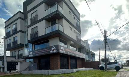 Ponto comercial para alugar na Rua Humberto Giraldi, 150, Cajuru, Curitiba