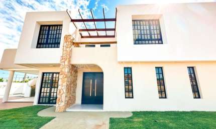 Casa em condomínio fechado com 4 quartos à venda na Anatólio de Oliveira, 262, Massagueira, Marechal Deodoro, 272 m2 por R$ 1.650.000