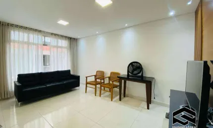 LINDO APARTAMENTO TODO REFORMADO APENAS A 200m DO MAR!