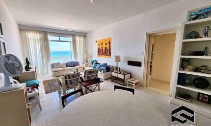 AMPLO APARTAMENTO 03 DORMITÓRIOS, COM VISTA TOTAL PARA O MAR!