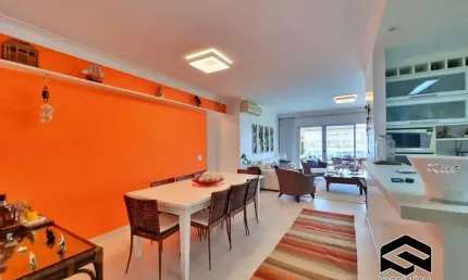 LINDO APTO COM 4 SUÍTES, EM CONDOMÍNIO COM LAZER DE CLUBE, APENAS 150m MAR!