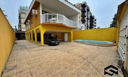 Casa com 5 quartos para alugar na Rua Maria Martha Arruda R. Stefno, Enseada, Guarujá