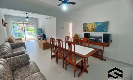 APARTAMENTO REFORMADO, 03 DORMITÓRIOS À 250m DO MAR!