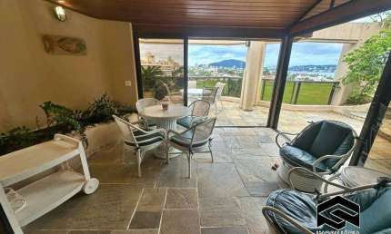 COBERTURA C/ VISTA AO MAR, APENAS 1 QUADRA DA PRAIA, EM EXC. LOCALIZAÇÃO!