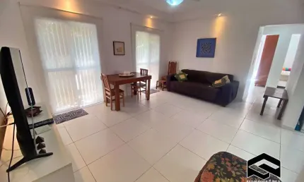 Lindo apartamento reformado à 200m do mar, região do aquário!