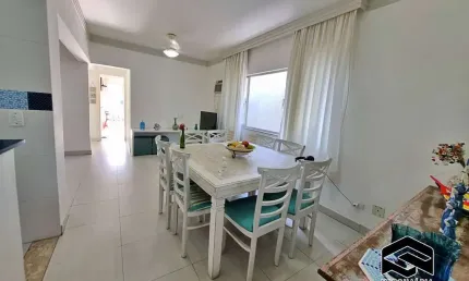 PRÓXIMO AO CASA GRANDE HOTEL, REFORMADO, LADO PRAIA!