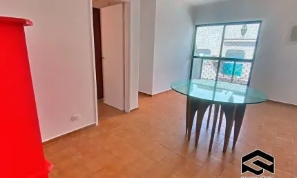 02 dormitórios amplos, região do portal do guarujá!