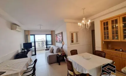 Amplo apartamento com lazer completo, linda vista ao mar!