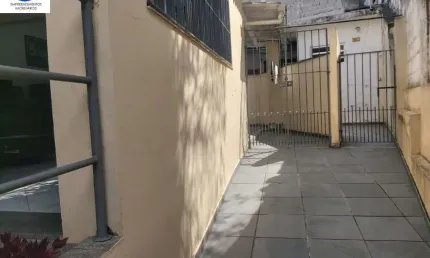 Casa com 3 quartos à venda na Rua Antônio Toledo Piza, 142, Lapa, São Paulo por R$ 779.900