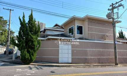Casa com 3 dormitórios à venda, 219 m² por R$ 1.171.000,00 - Villa Branca - Jacareí/SP