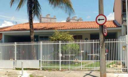 Casa com 3 dormitórios à venda, 200 m² por R$ 550.000,00 - Centro - Jacareí/SP