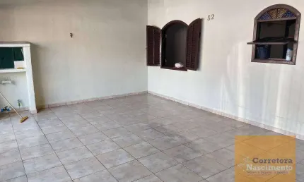 Casa com 2 dormitórios à venda, 170 m² - Conjunto Residencial Trinta e Um de Março - São José dos Campos/SP