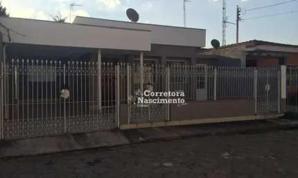 Casa com 3 dormitórios à venda, 200 m² por R$ 585.000,00 - Jardim Siesta - Jacareí/SP