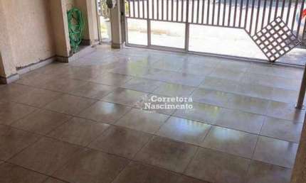 Casa com 3 dormitórios à venda por R$ 700.000,00 - Jardim América - Jacareí/SP