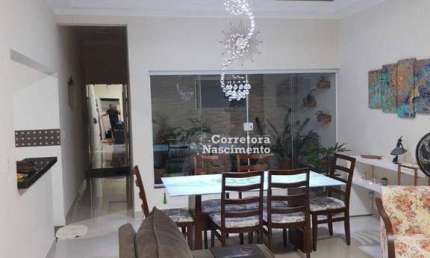 Casa com 3 dormitórios à venda, 250 m² - Villa Branca - Jacareí/SP