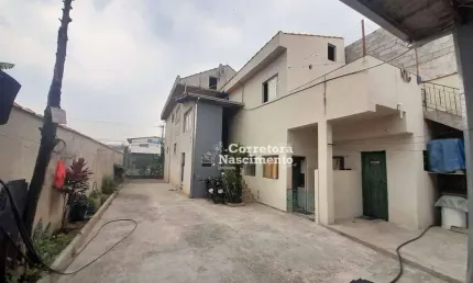 Casa com 3 dormitórios à venda, 285 m² por R$ 780.000,00 - Parque dos Príncipes - Jacareí/SP