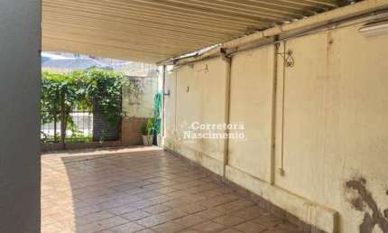 Casa com 3 dormitórios para alugar, 1 m² por R$ 5.500/mês - Centro - Jacareí/SP