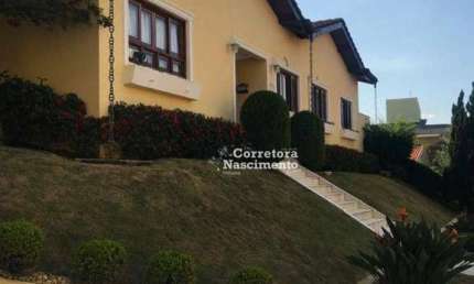 Casa com 3 dormitórios à venda, 380 m² por R$ 2.030.000,00 - Jardim Coleginho - Jacareí/SP