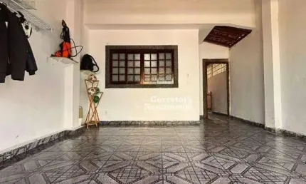 Casa com 3 dormitórios à venda por R$ 380.000,00 - Jardim Califórnia - Jacareí/SP