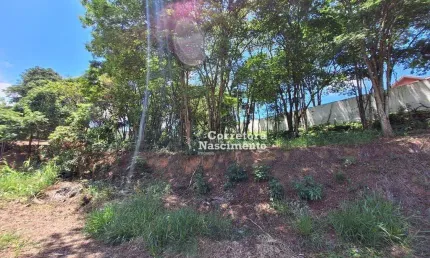 Terreno à venda, 553 m² por R$ 375.000,00 - Centro - Jacareí/SP