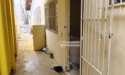 Casa com 3 dormitórios à venda por R$ 450.000 - Jardim Marcondes - Jacareí/SP