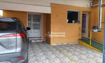 Casa com 2 dormitórios à venda, 197 m² por R$ 637.000 - São João - Jacareí/SP