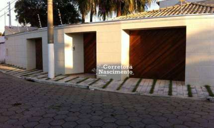 Casa com 4 dormitórios para alugar, 180 m² por R$ 4.550,00/mês - Jardim Siesta - Jacareí/SP