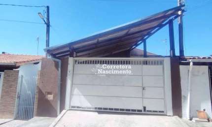 Casa com 2 dormitórios para alugar por R$ 2.500/mês - Parque Santo Antônio - Jacareí/SP