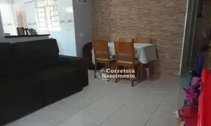 Casa com 2 dormitórios à venda, 156 m² por R$ 280.000,00 - Parque dos Príncipes - Jacareí/SP