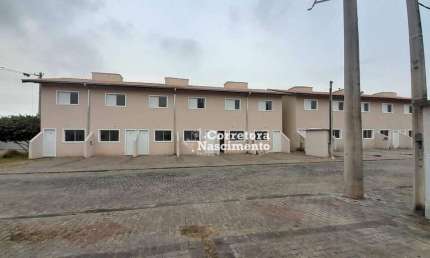 Casa com 2 dormitórios à venda por R$ 270.000 - Jardim Jacinto - Jacareí/SP