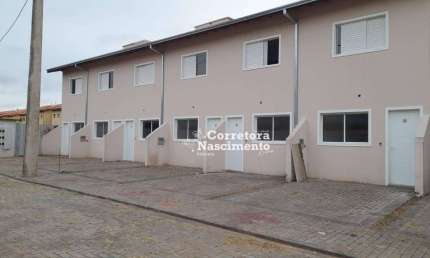Casa com 2 dormitórios à venda por R$ 272.000 - Jardim Jacinto - Jacareí/SP