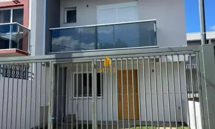 Sobrado à venda no bairro Ana Rech - Caxias do Sul/RS
