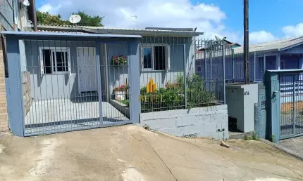 Casa à venda no bairro Desvio Rizzo - Caxias do Sul/RS
