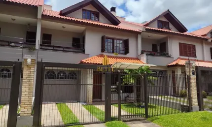 Sobrado à venda no bairro Jardim América - Caxias do Sul/RS